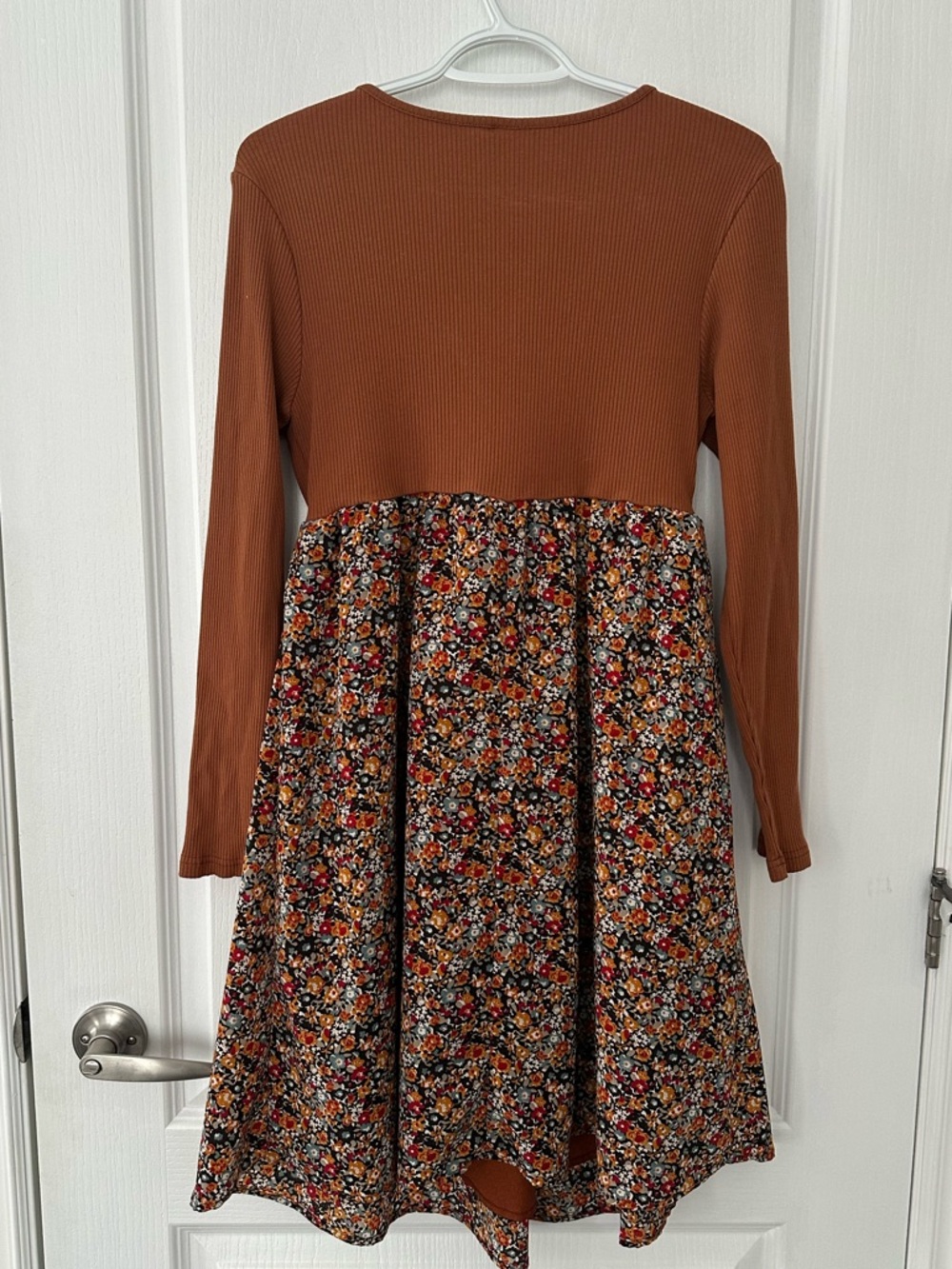 NWOT Rust Ditsy Floral Long Sleeve Ribbed Dress Nursing Breastfeeding Maternity - Picture 4 of 10